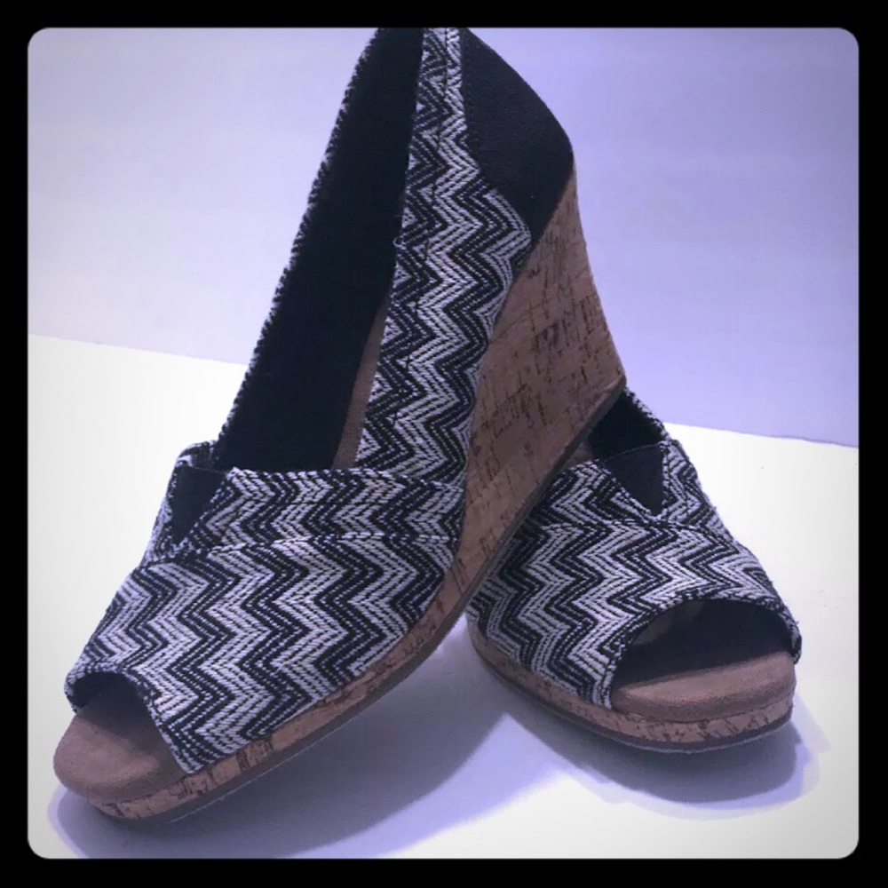 Toms Black White Canvas Open Toe  Cork Wedge
